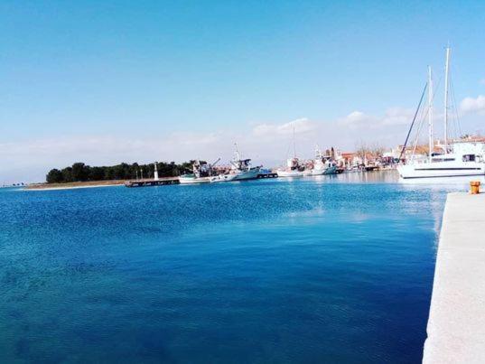 شقة Sea View كيراموتي المظهر الخارجي الصورة